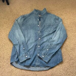 Blue denim jacket with a relaxed fit